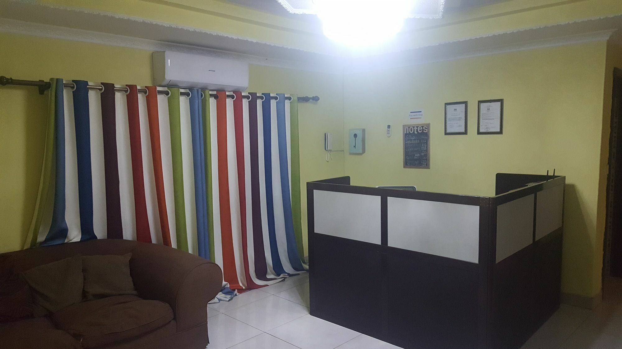 Mathlyn Guest House Франсистаун Экстерьер фото